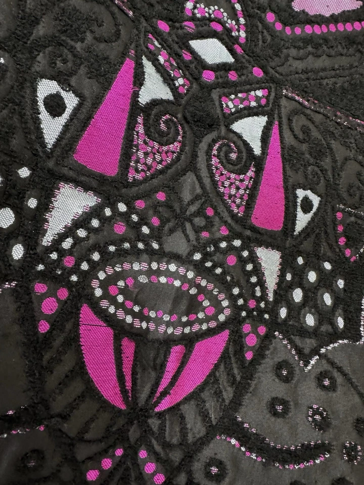 Christian Lacroix Años 80 Negro Rosa Caliente Chal Terciopelo Encaje Bordado 30” X 80” Foto 3 de 4