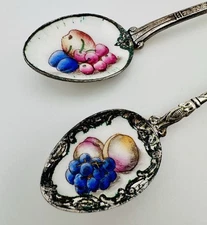 Set Of 2 Painted Enamel Jam Jelly Sugar Spoons Czechoslovakia Antique Fruits