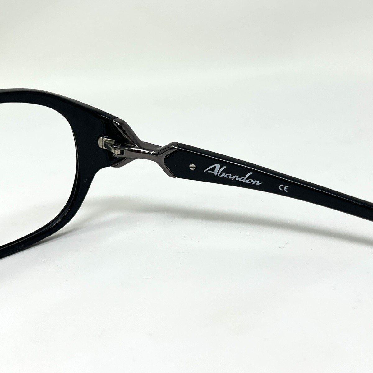 Authentic Oakley Abandon Sunglasses. ABANDON Sunglasses - Oakley Authorized Retailer | coolframes  main image 2