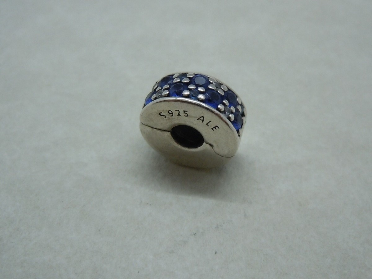 カノン  Pandora Sterling Silver Mosaic Shining Elegance Clip Charm