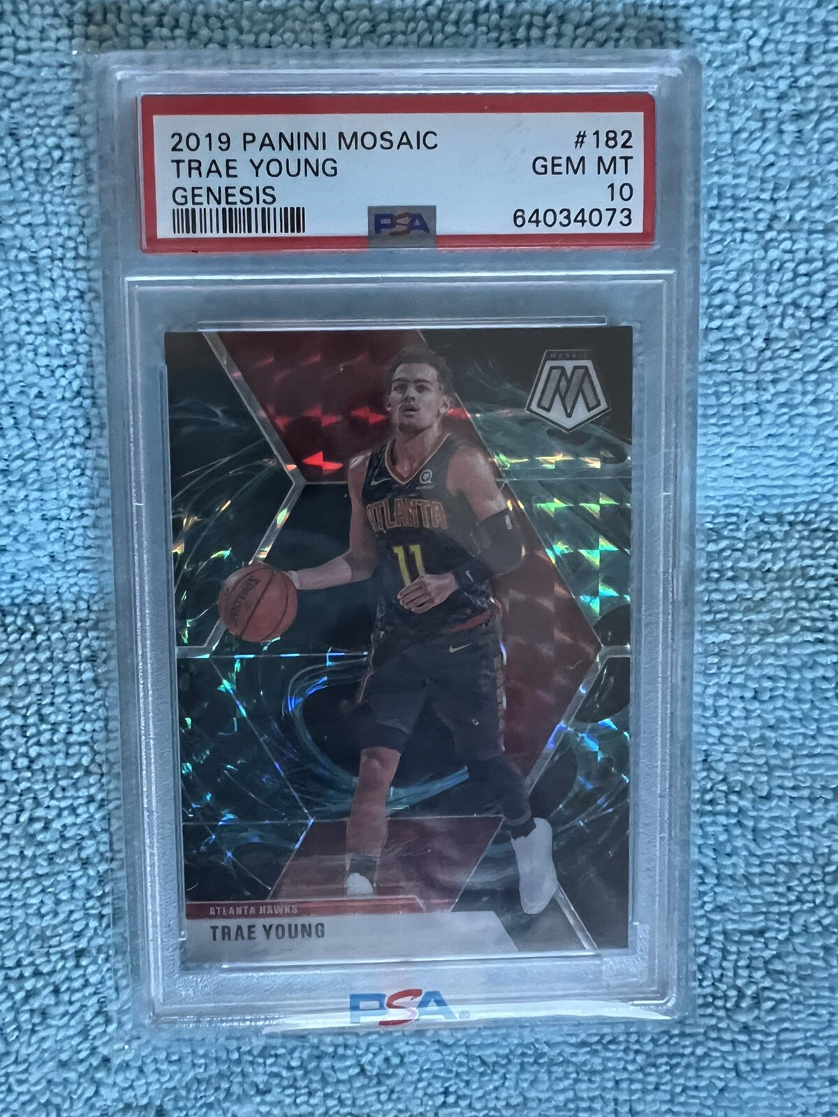 2019-20 Panini Mosaic Trae Young Genesis Prizm #182 PSA 10 Gem Mint