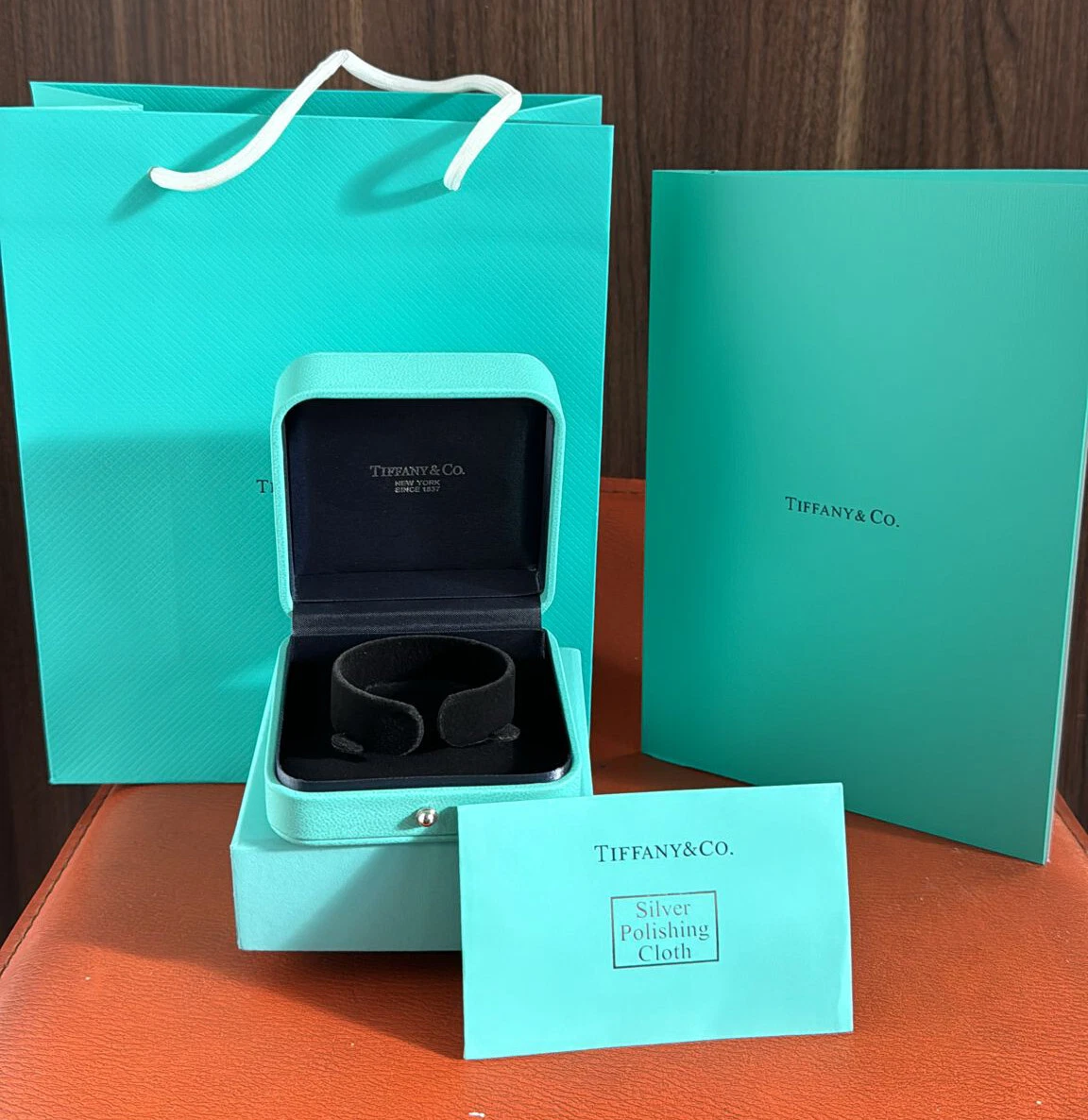 Tiffany Co Packaging Leather Bracelet Box Bag with Cleaning