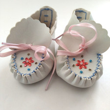Vintage White Baby Shoes Leatherette Embroidered Moccasins for Baby or Doll