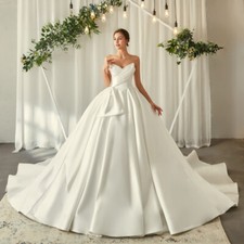 Elegant Satin Wedding Dresses Strapless Corset Sleeveless Ball Gown Bridal Gowns