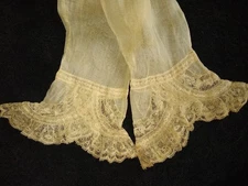 ANTIQUE PAIR OF HAND MADE VALENCIENNES LACE/COTTON BATISTE SLEEVES~ENGAGEANTS