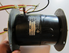 ZEE SYSTEMS MOTOR ASSEMBLY P/N 9Z67-003-1 USED AS REMOVED SPINS FREELY 24 VOLTS