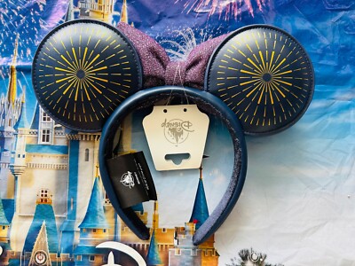 2025 Disney Parks Walt Disney World Magic Kingdom Castle  display picture 3