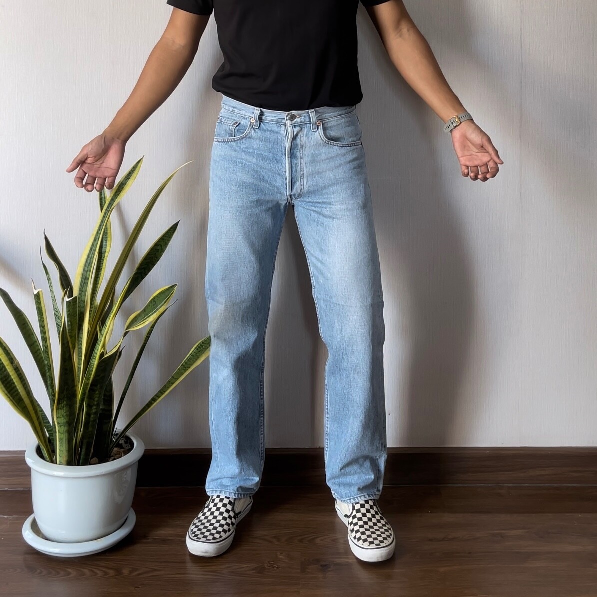 VTG Levis 501 Jeans Blue Straight Made in USA 90s Light Wash VTG Levis 501 Jeans Blue Straight Made in USA 90s Light Wash