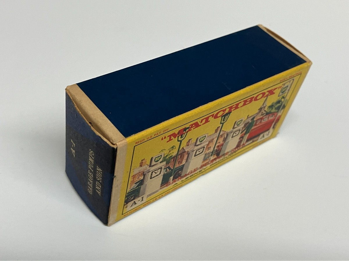 アンティーク雑貨 ARTABURG classic Racer Xmas packag Vintage