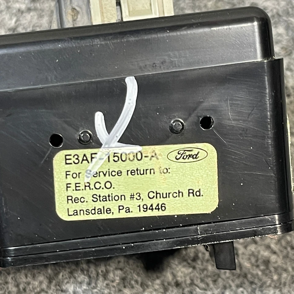 Reloj Ford Crown Victoria 1983-1989 con computadora de viaje Grand Marquis Thunderbird OE Foto 3 de 4