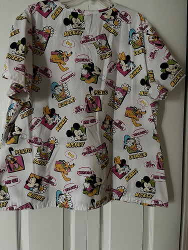 Scrub Top Womens 2X Disney Adorable - Picture 6 of 6
