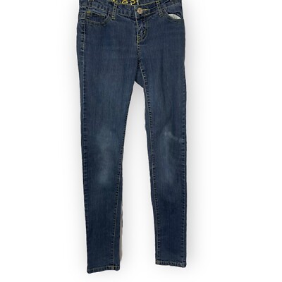 Casual Pair Of Everyday Blue Jeans By Rue 21 Zipper Button Closure Size 1/2