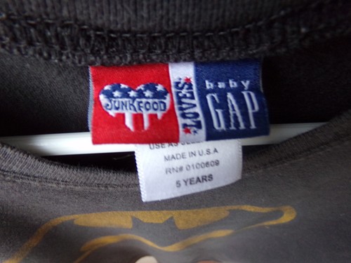 Boys BATMAN Logo JUNK FOOD Loves GAP Gray/Black Made in USA T-Shirt Size 5 Years - Picture 11 of 19