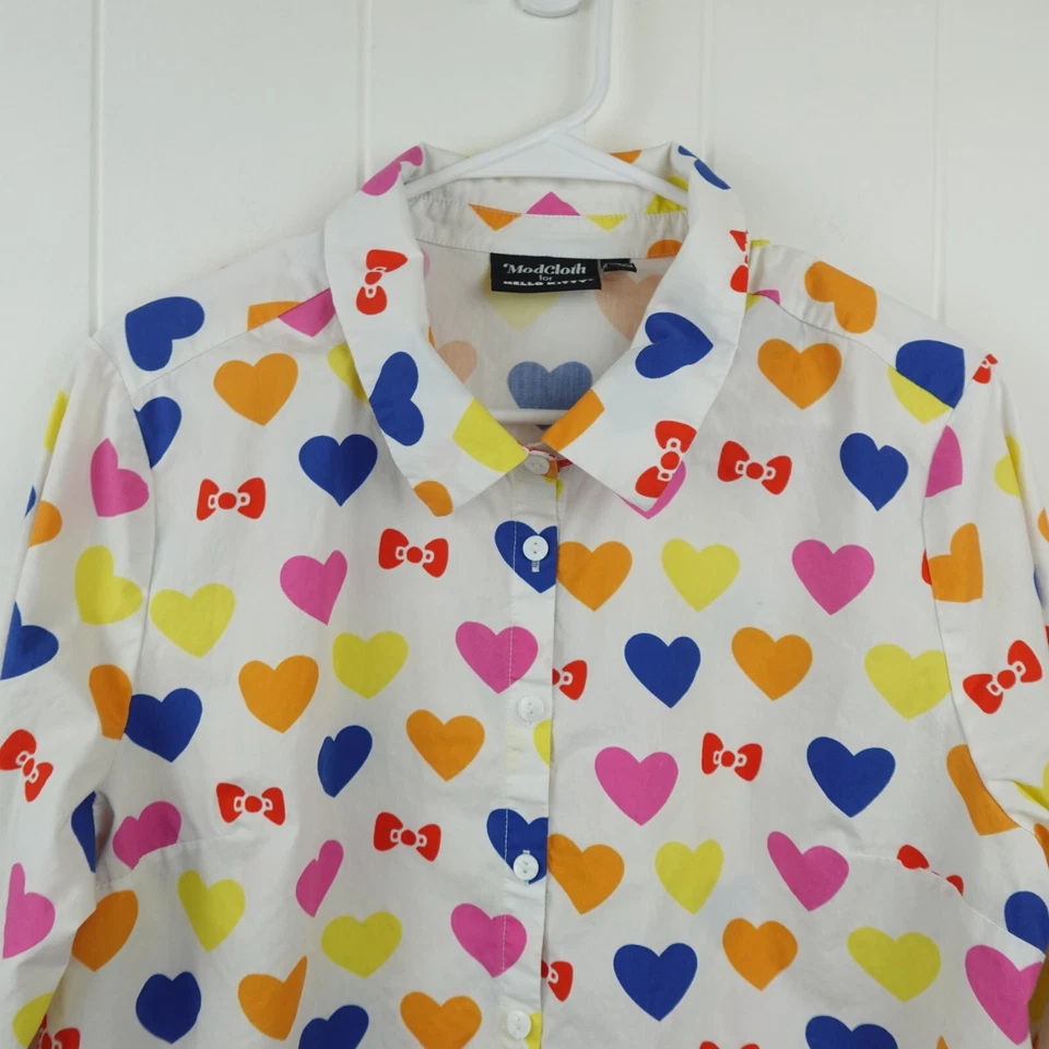ModCloth for Hello Kitty Hearts and Bows Button Up Top X-Large - Image 3 of 4