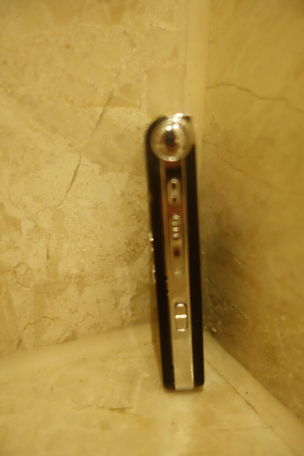 Picture 4 of 6