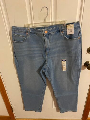 BRAND NEW WOMEN'S SIZE 18W PETITE TERRA & SKY light wash STRAIGHT LEG JEANS - Picture 6 of 9