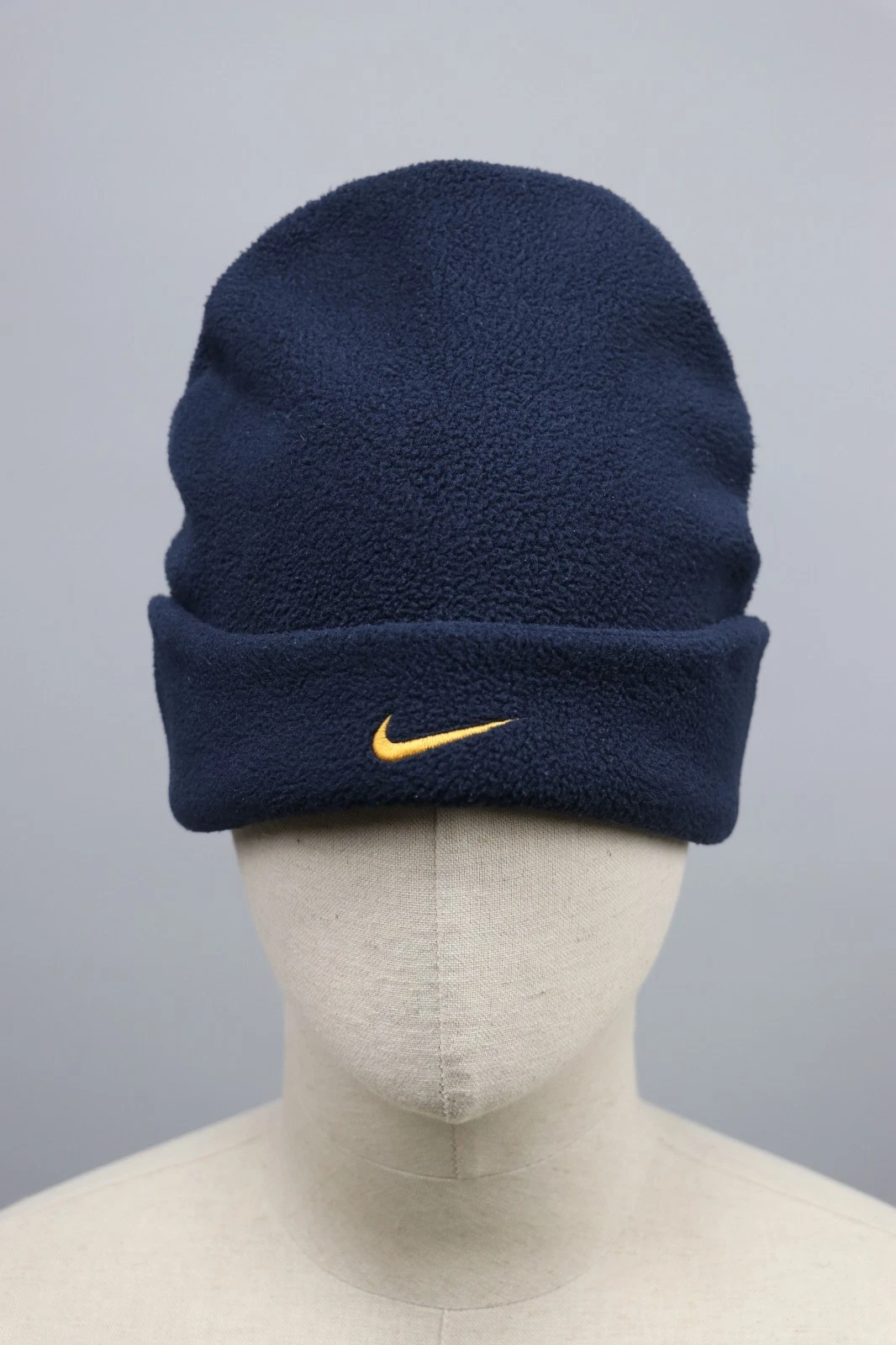 NIKE Swoosh Vintage Navy blue Fleece Beanie Hats made in Taiwan One Size