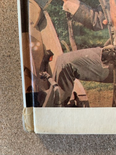 The Man From Uncle Annual 1969 Good Cond. Gold Key reprints Not price clipped - Picture 4 of 24