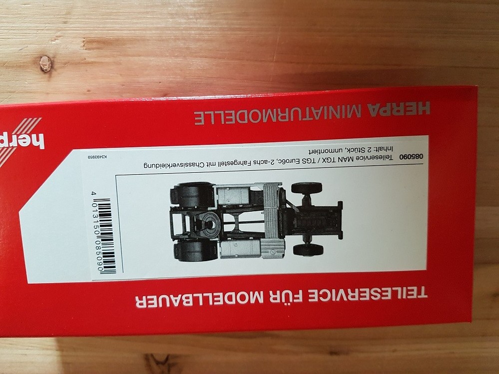 Herpa 085090 - 1/87 Chassis MAN TGX/TGS 2a with chassis cover