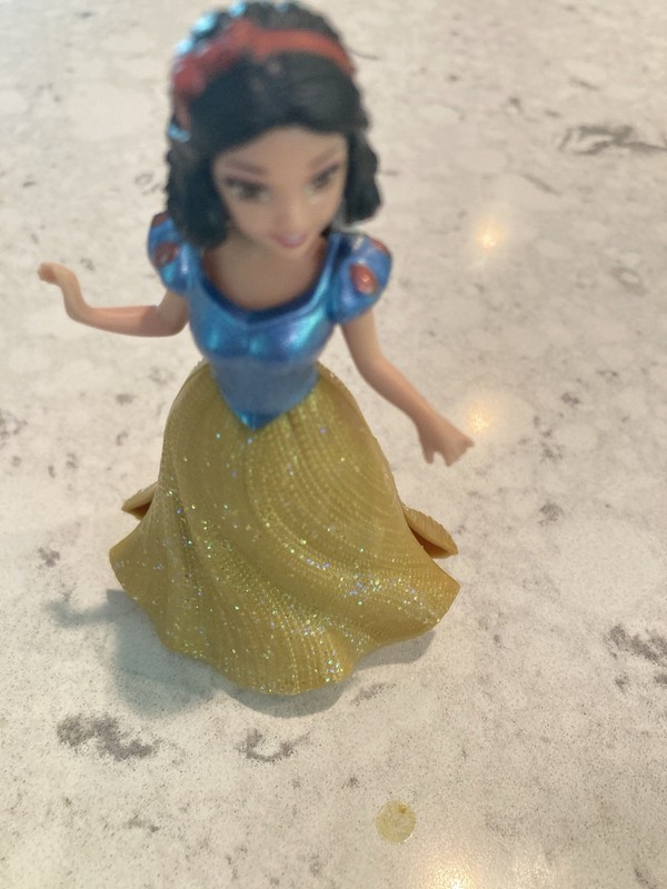 Polly Pocket/Disney Princess/Little Kingdom Snow White/Magiclip Doll & Dress