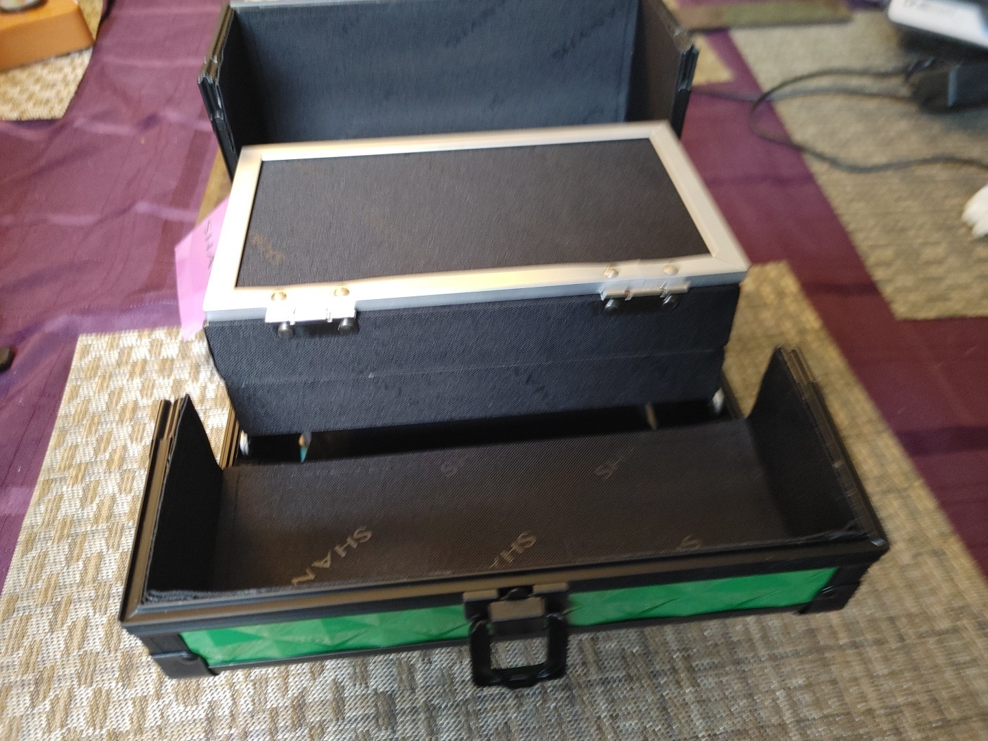Picture 2 of 6