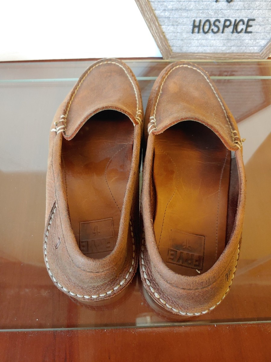 Frye Men display picture 3