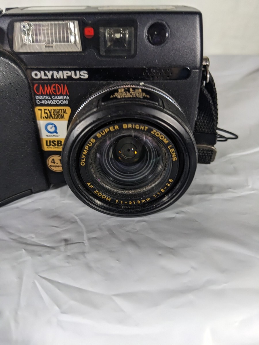 Olympus Camedia C-4040 Zoom 4.1MP Compact Digital Camera | 4.1 MP