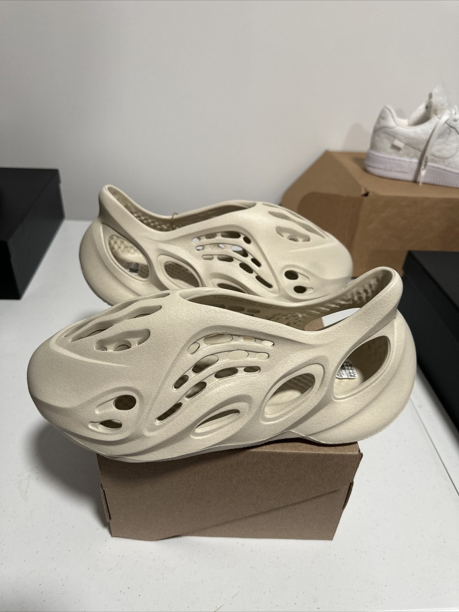 【ADIDAS】Yeezy Foam RNNR★イージーフォームランナー★FY4567 Size 9 - adidas Yeezy Foam Runner FY4567 194817615370| eBay