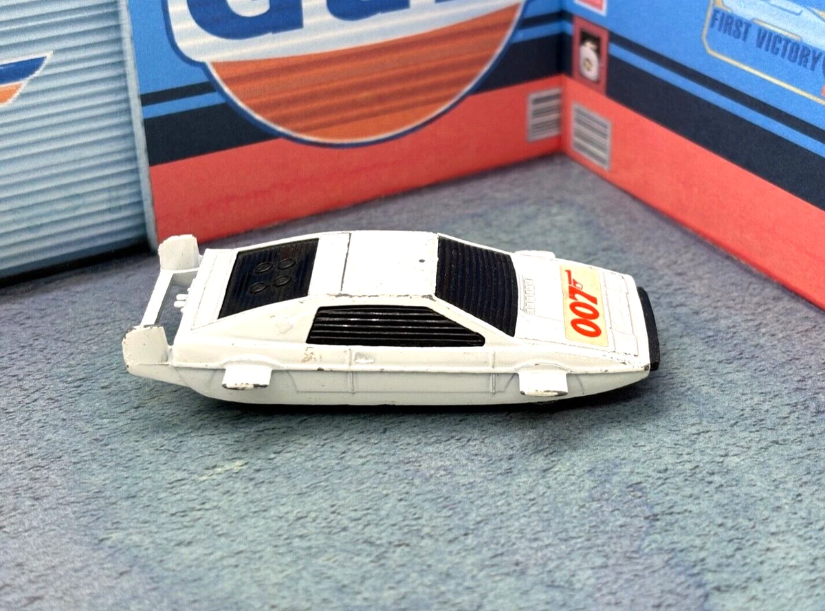 James Bond Lotus 1977 Vehicle Year Vintage Manufacture Diecast