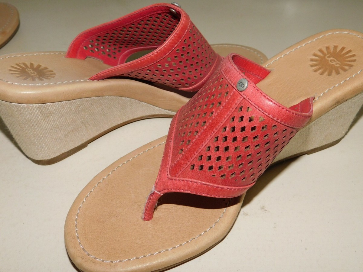 New Womens Size 7 Ugg Solena Red Perf Leather Wedge Flip Flops Sandals 1002632 View 4