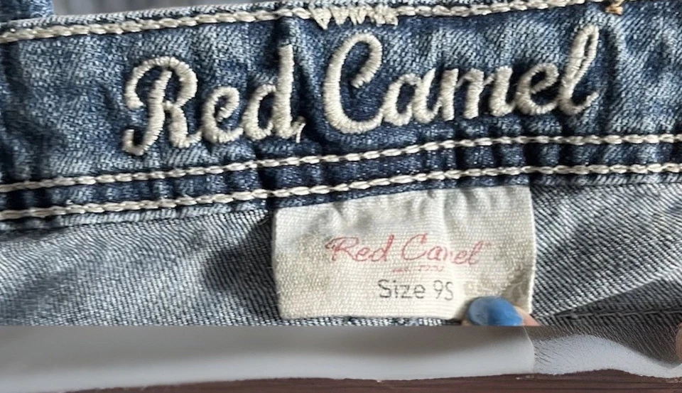 Women’s Red Camel Jeans Boot Cut Size 9S Pocket Decor - Image 3 of 4