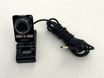 NEW Philips SPC1330NC Black True 2.0MP Face Tracking Clip-On Webcam
