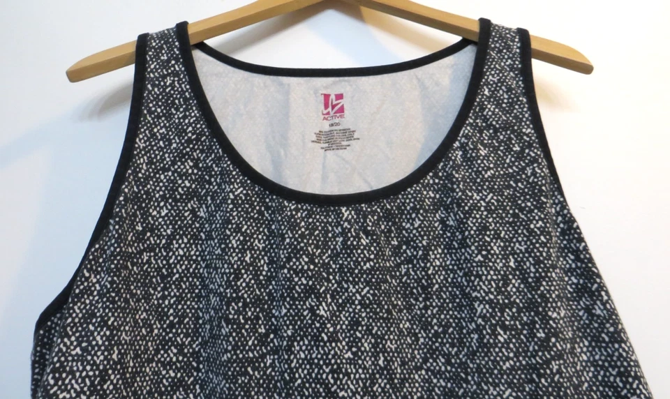 Camiseta sin mangas Lane Bryant LB Active para mujer 18/20 negra blanca ropa deportiva elástica Foto 3 de 4