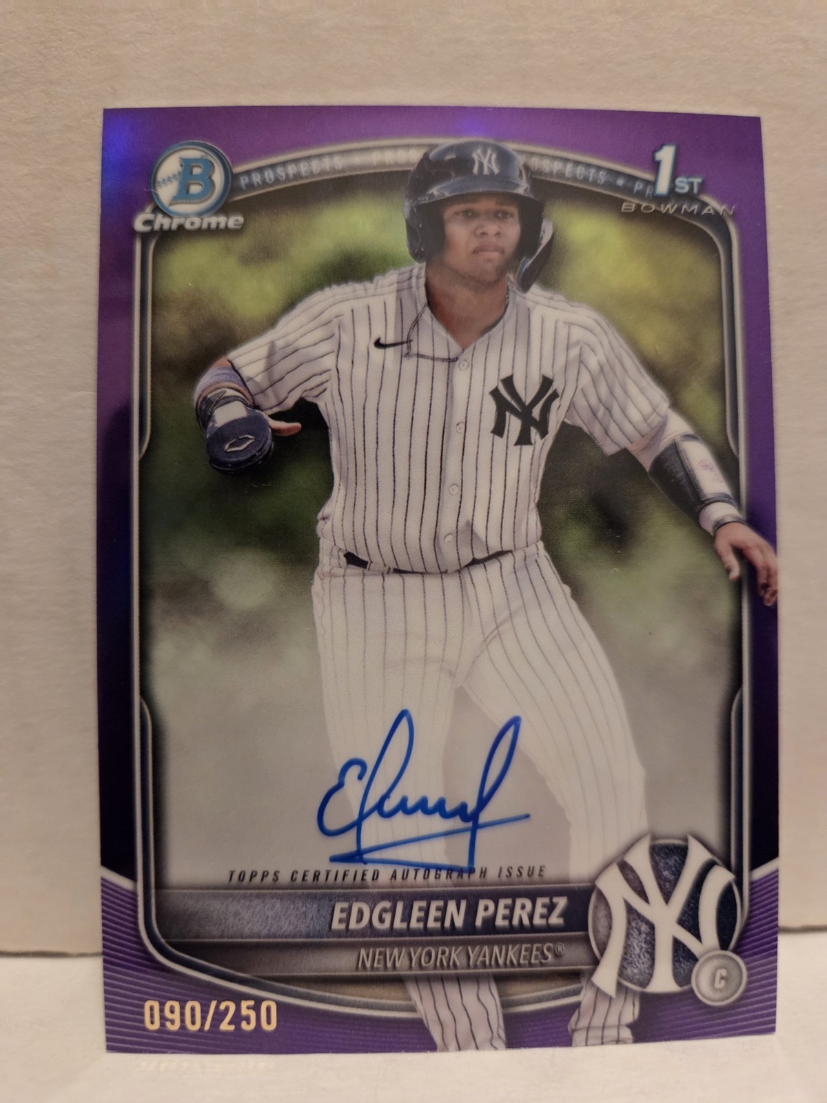 Edgleen Perez 2025 Bowman Chrome Purple Refractor Auto /250 1st Prospect Rookie