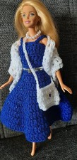 Für Barbie - Kleid mit Stola, Tasche, Kette  .... - ohne Puppe (Handarbeit)