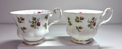 Royal Albert ''Winsome'' Set of 2 Bone China Teacups Made in England