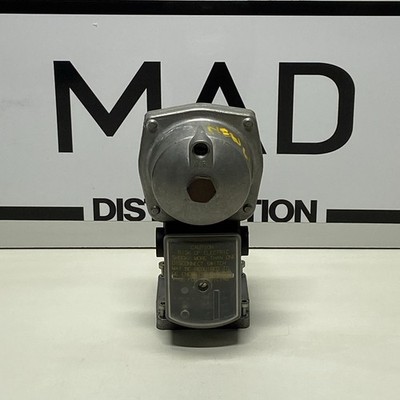 SIEMENS SKP25.011U1 / GAS VALVE ACTUATOR / SHIPS FROM USA  