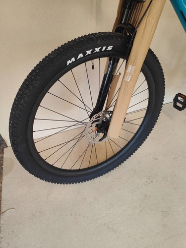 Scott Scale 980 2024 Blue Mountain Bike - Picture 8 of 10