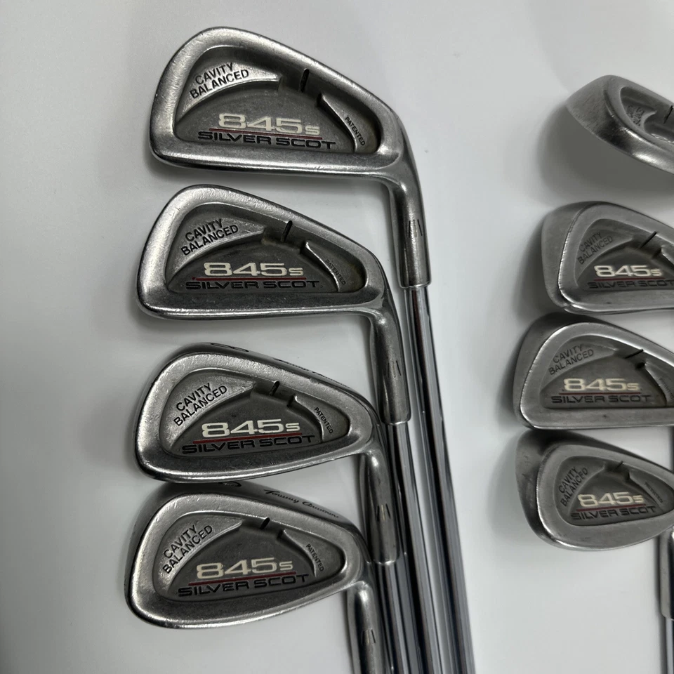 Tommy Armour 845s SILVER SCOT 3-PW, SW (falta 5 hierro) 8 palos, eje de acero diestro Foto 2 de 4