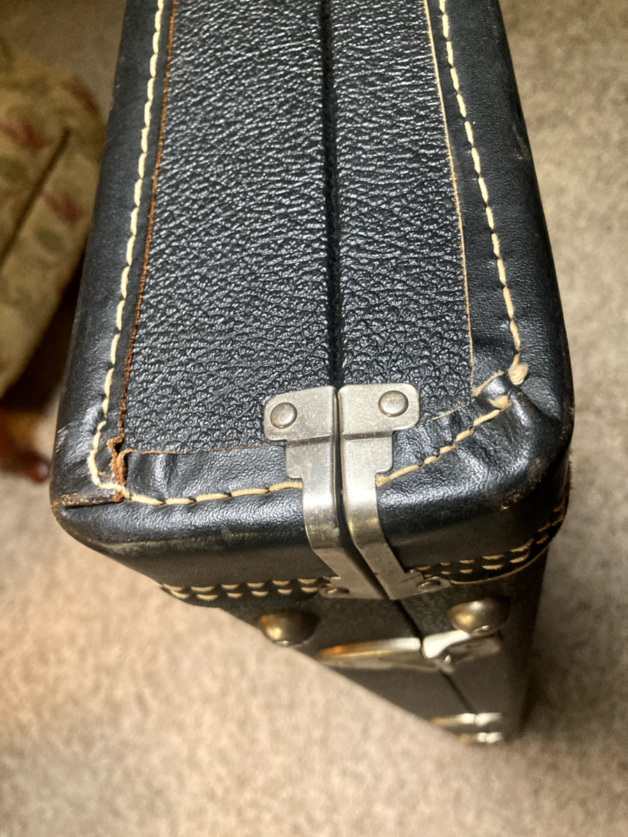 ストラト　ケース付き！！ Vintage 1970's Fender Stratocaster Case Black Tolex w/Orange
