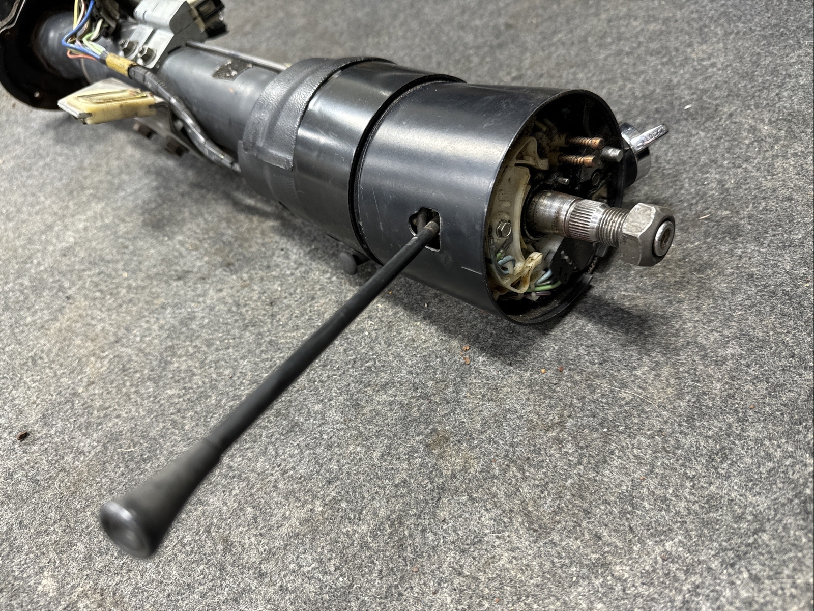 198791 floor SHIFT MANUAL TILT STEERING COLUMN Ford f150 f250 350