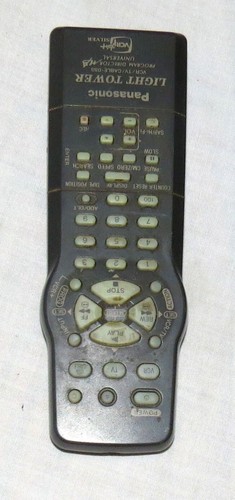 VCR de cine en casa Panasonic PV-V4601 plus+ reproductor de VCR plateado - con control remoto - Imagen 4 de 5