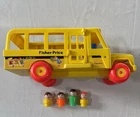 Fisher Price Vintage Yellow School Bus Little People #192 w/ 4 Figures