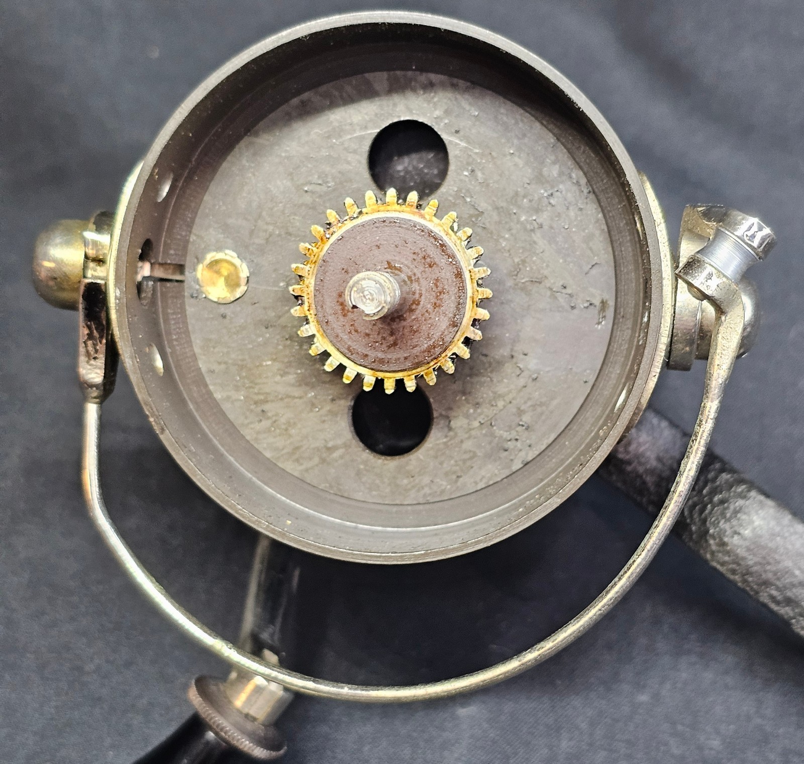 QUICK Stationar Rolle Dam Berlin SW68 Drum Bait Casting Fishing Reel Germany 