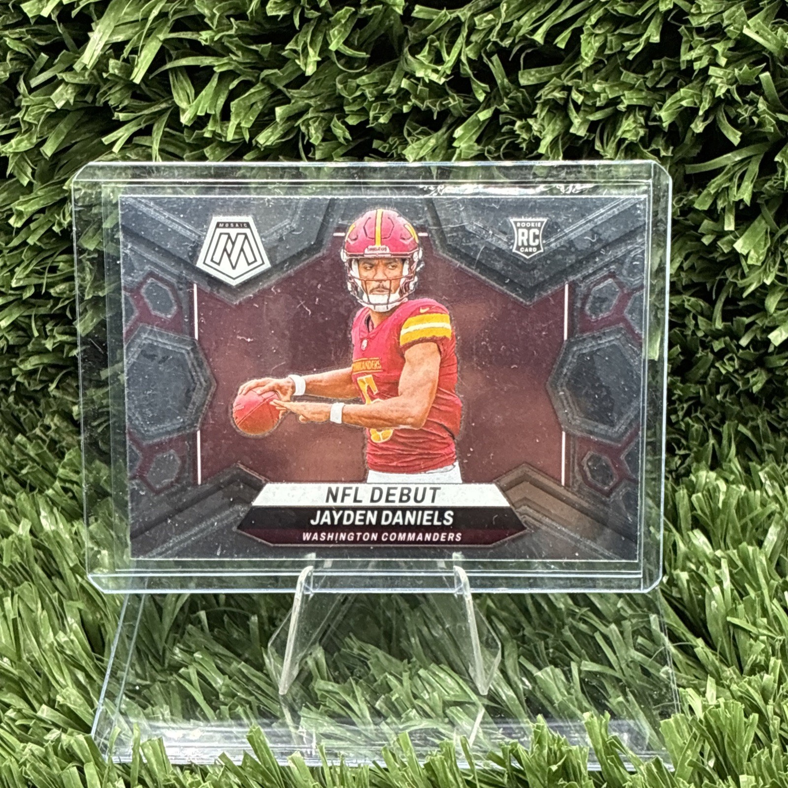 2024 Panini Mosaic - NFL Debut Jayden Daniels #272 Silver Prizm (RC)