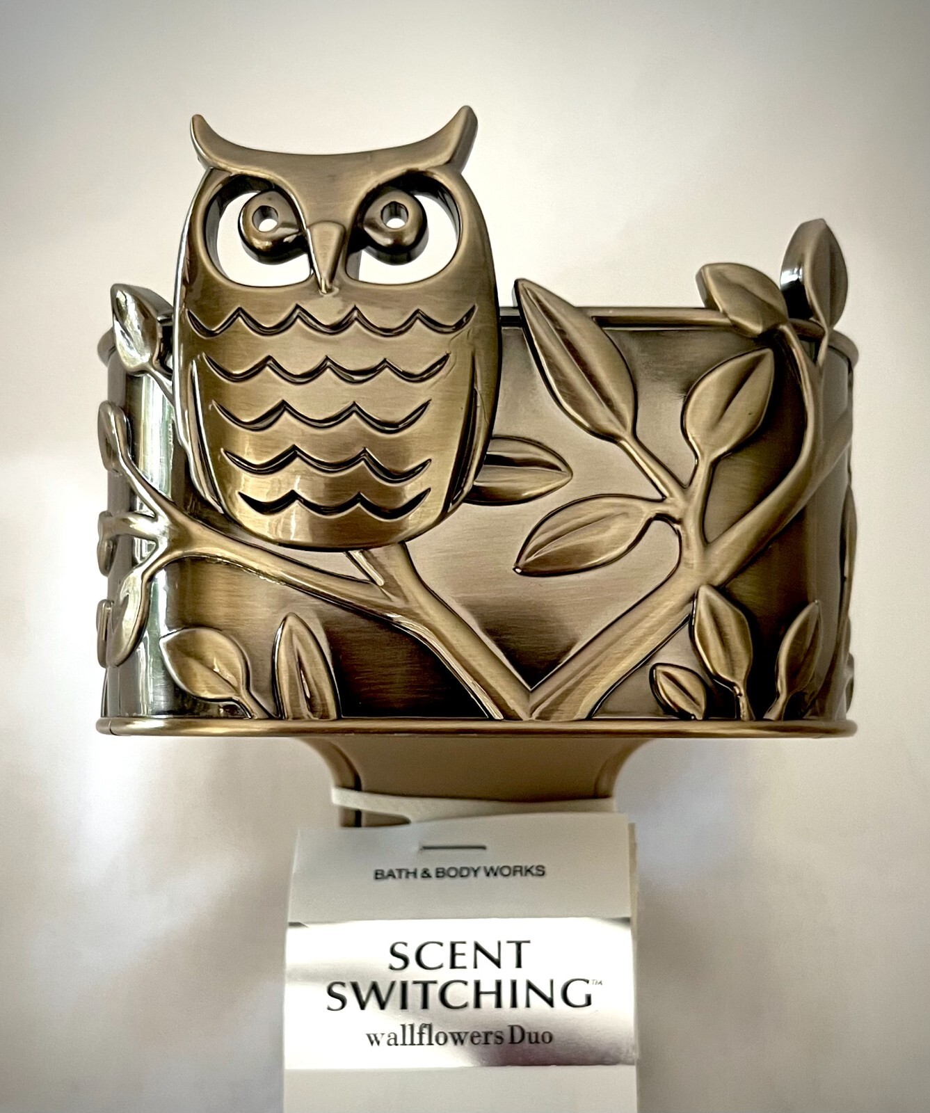 New SCENT SWITCHING Wallflower DUO NtLight Plug In Bath & Body Work