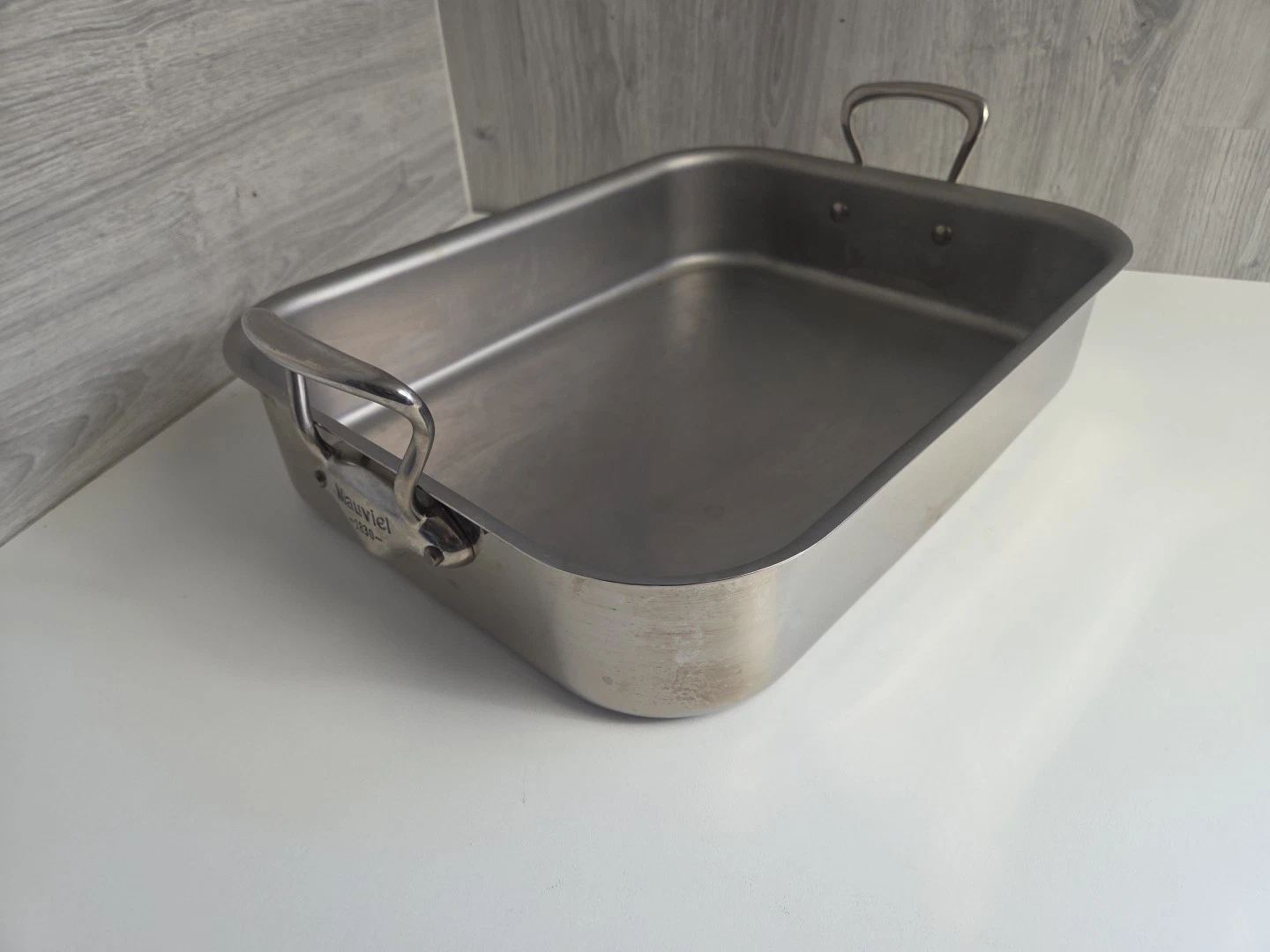 Mauviel M’Cook Large Stainless Steel Roasting Pan - 40 x 30cm
Opens in a new window or tab
