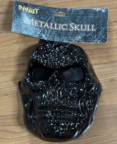 Metallic Skull Mask Spirit Halloween Black New with Tags 1504KRSP1 ๐