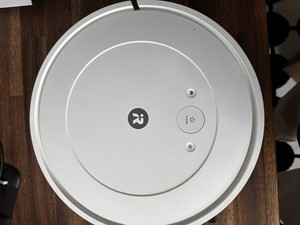 iRobot Combo Y0112 Saug-und Wischroboter Weiß App gesteuert Sauger Reiniger