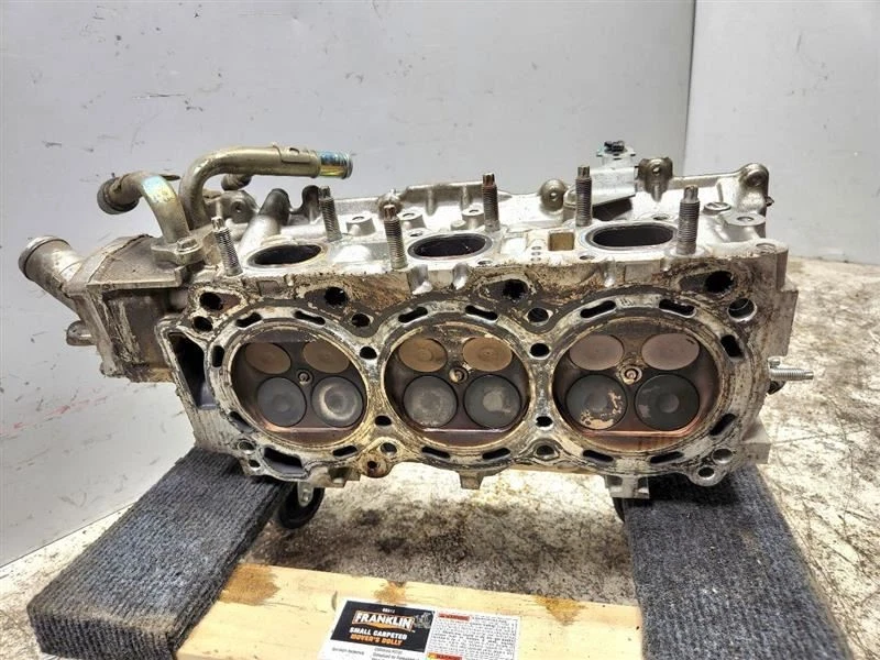 Nissan Frontier 2005-2018 4,0 L V6 DOHC culata lateral del conductor OEM 11090-EA200 Foto 4 de 4